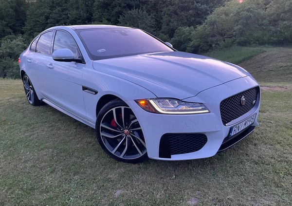 Jaguar XF cena 94000 przebieg: 131000, rok produkcji 2016 z Szlichtyngowa małe 92